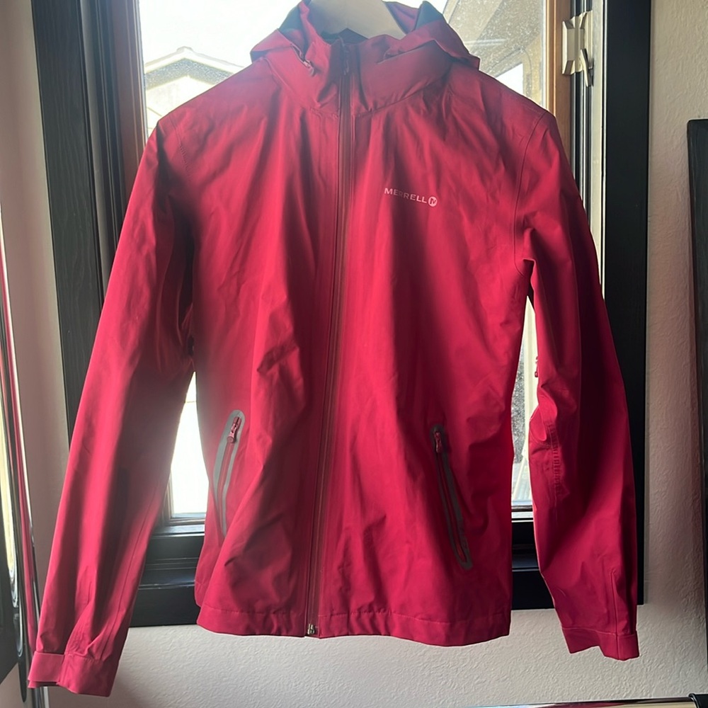 Magenta women’s rain Jacket
